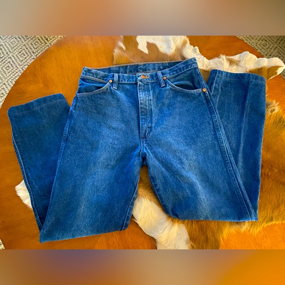 Men’s Western WRANGLER Cowboy Jeans 34/36 Medium Wash Blue DENIM JEANS HDuty - Picture 2 of 11